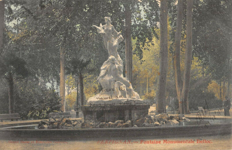 Carte postale ancienne Perpignan Fontaine Monumentale Belloc à Perpignan
