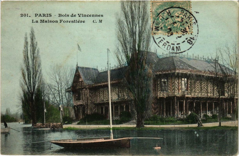 Carte postale ancienne Bois de Vincennes - La Maison Forestière à Paris 12e