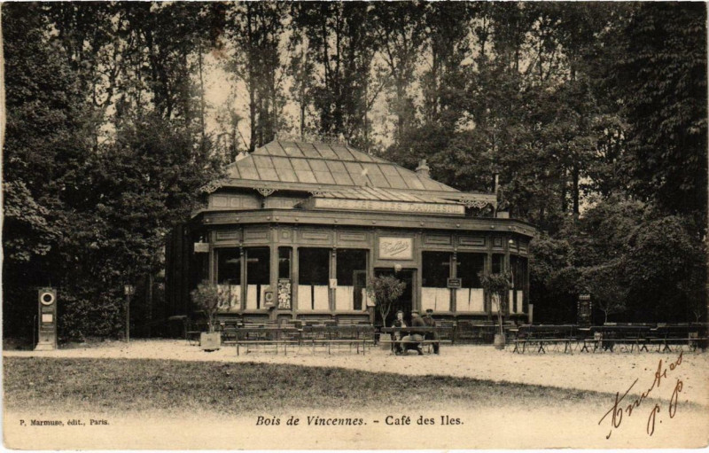 Carte postale ancienne Paris 12e Bois de Vincennes Café des Iles à Paris 12e
