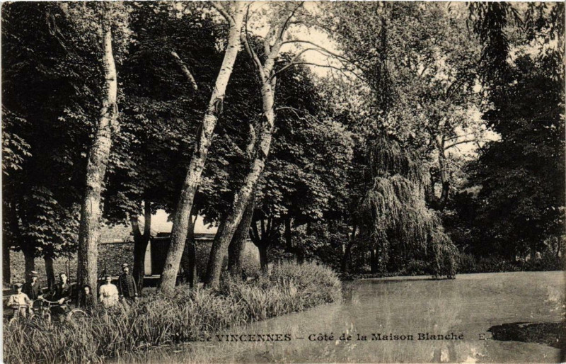 Carte postale ancienne Bois de Vincennes - Côté de la Maison Blanche à Saint-Mandé