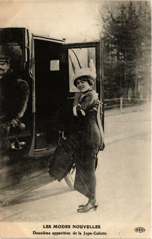 Carte postale ancienne Paris Les Modes Nouvelles La Jupe-Culotte deuxieme apparition à Paris