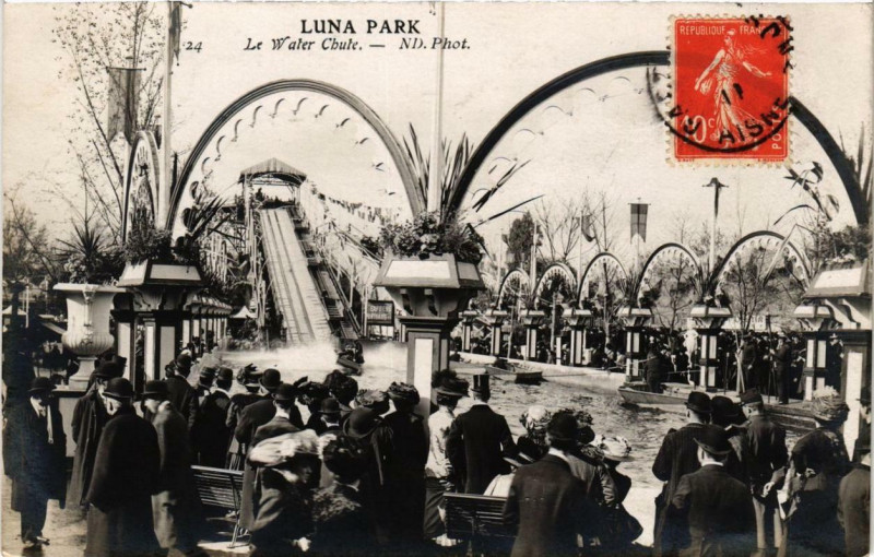 Carte postale ancienne Luna Park - Le Water Chute à Paris 17e