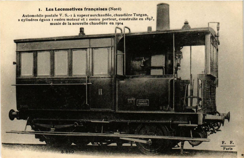 Carte postale ancienne Paris Les Locomotives. Nord. Automobile postale à Paris