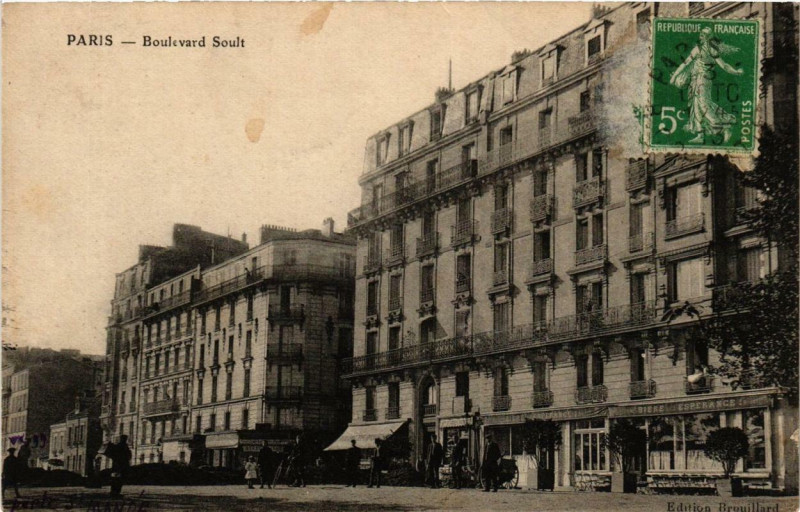 Carte postale ancienne Paris 12e Boulevard Soult à Paris 12e