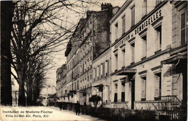 Carte postale ancienne Paris 12e Institution de Madame Fischer Villa du Bel-Air à Paris 12e