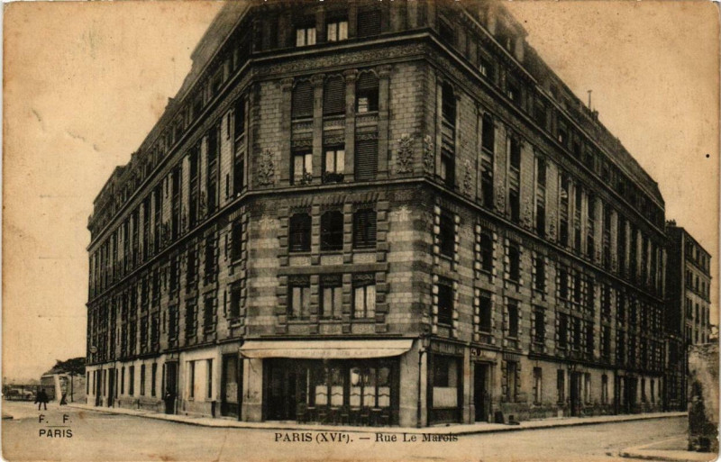 Carte postale ancienne Rue Le Marois à Paris 16e