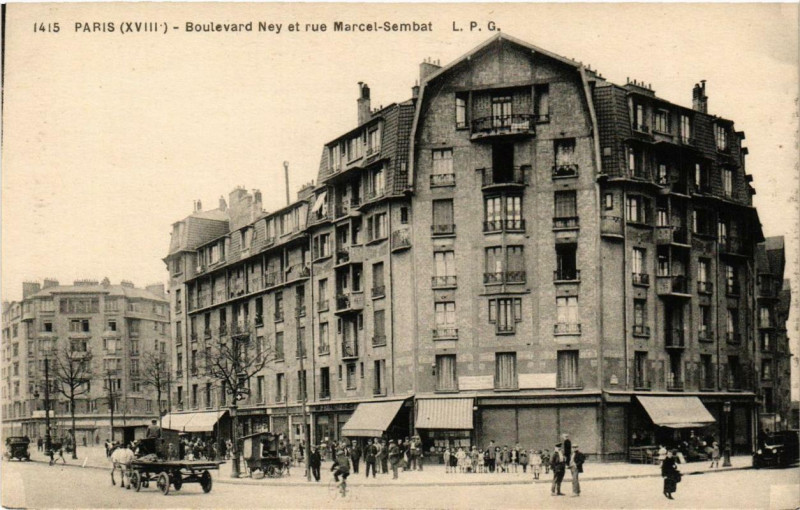 Carte postale ancienne Boulevard Ney et rue Marcel-Sembat à Paris 18e
