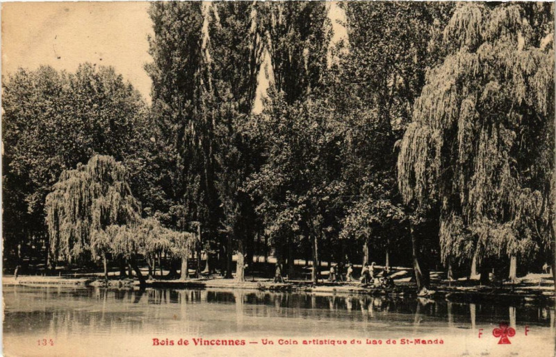 Carte postale ancienne Bois de Vincennes - Un Coin artistique du Lac de Saint-Mandé à Saint-Mandé