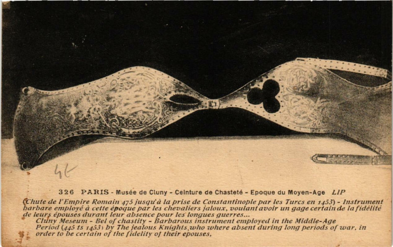 Carte postale ancienne Paris (5e) Musée de Cluny Ceinture de Chastete à Paris 5e