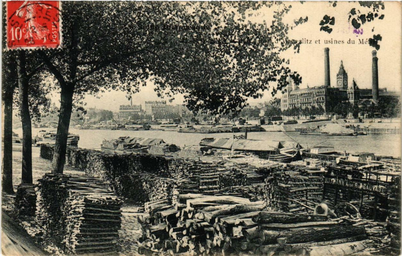 Carte postale ancienne Port d'Austerlitz et usine du Métro à Paris 13e