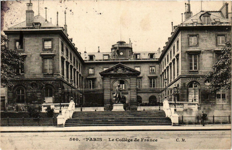 Carte postale ancienne Paris 5e College de France ed. C.M à Paris 5e