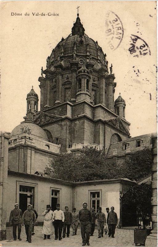 Carte postale ancienne Paris (5e) Dome du Val-de-Grace à Paris 5e