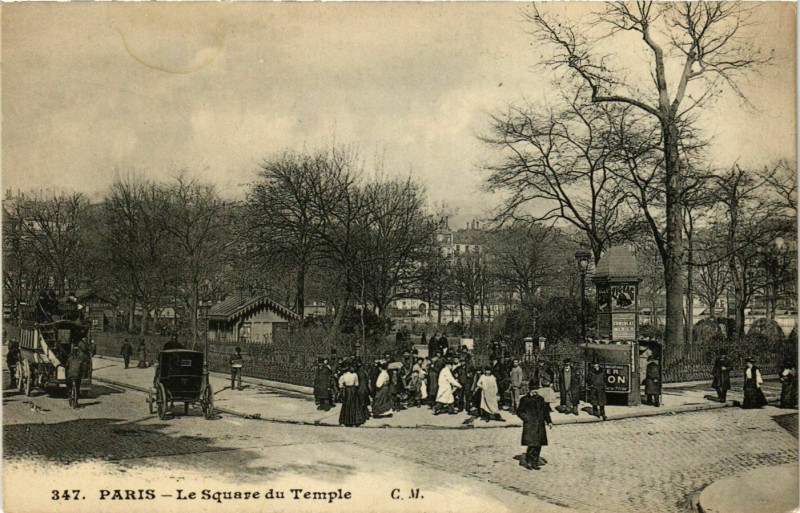 Carte postale ancienne Paris 3e Square du Temple ed. C.M à Paris 3e