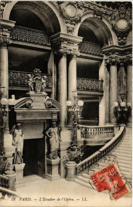 Carte postale ancienne Paris (9e) L'Escalier de l'Opera à Paris 9e