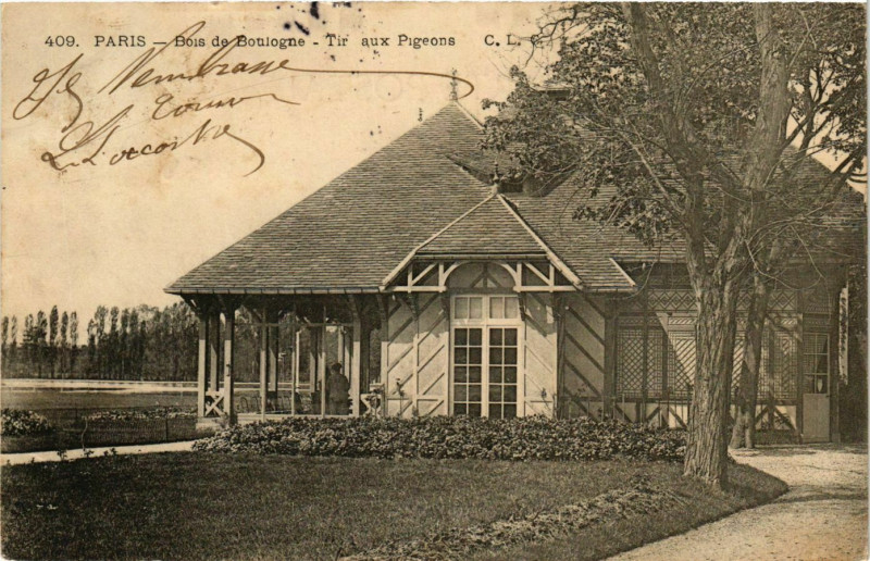 Carte postale ancienne Bois de Boulogne - Tir aux Pigeons à Paris 16e