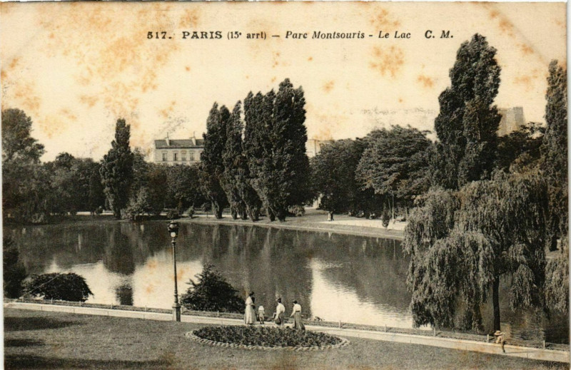 Carte postale ancienne Le Parc Montsouris - Le Lac à Paris 14e