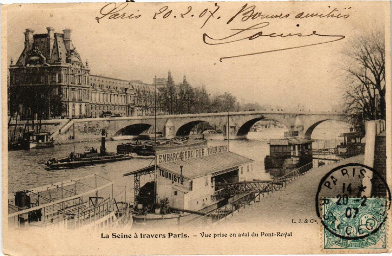 Carte postale ancienne Vue prise en aval du Pont-Royal à Paris 7e
