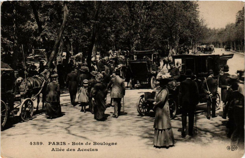 Carte postale ancienne Bois de Boulogne - Allée des Acacias à Paris 16e