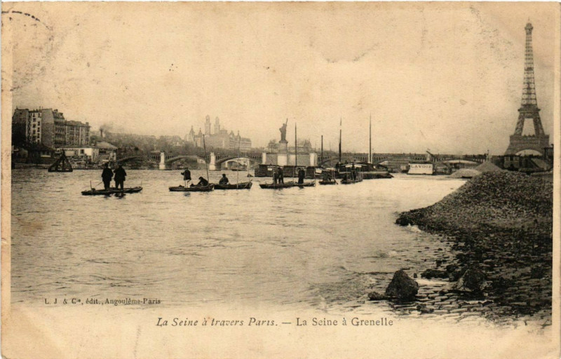 Carte postale ancienne La Seine à Grenelle à Paris 15e
