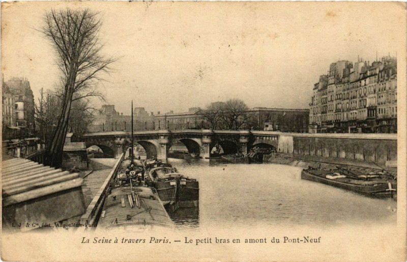 Carte postale ancienne Le petit bras en amont du Pont-Neuf à Paris 6e
