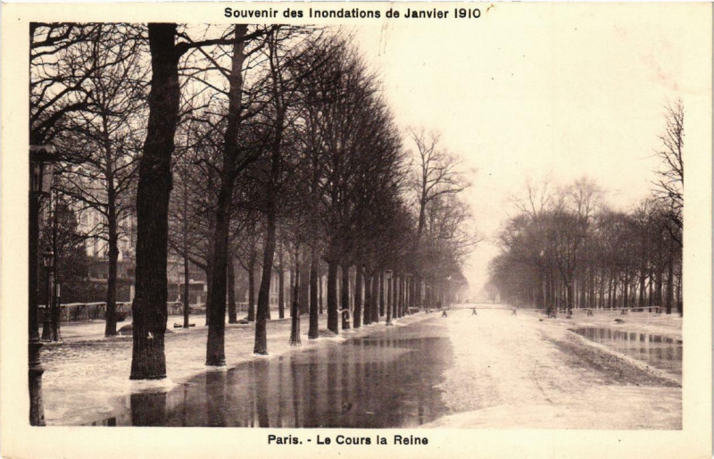 Carte postale ancienne Souvenir des Inondations. Paris Le Cours la Reine à Paris