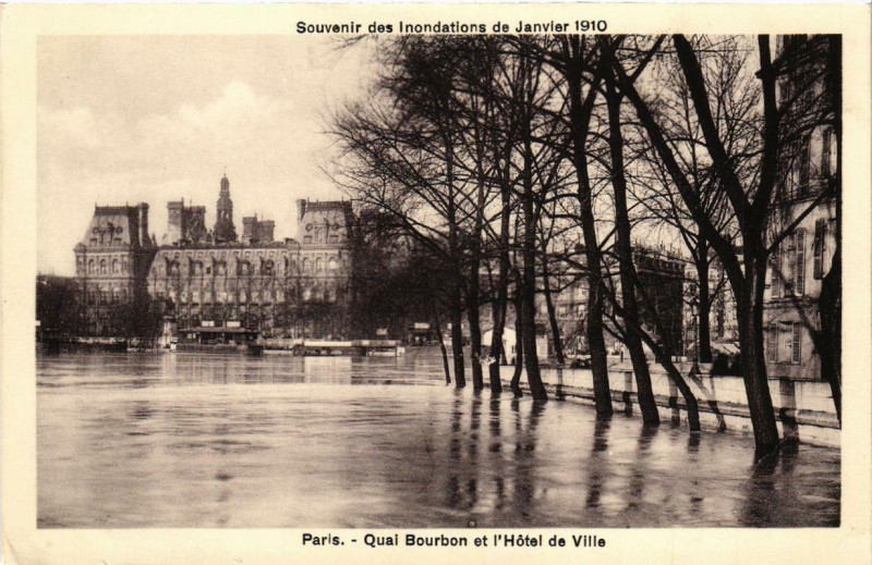 Carte postale ancienne Souvenir des Inondations. Paris Quai Bourbon et l'Hotel de Ville à Paris