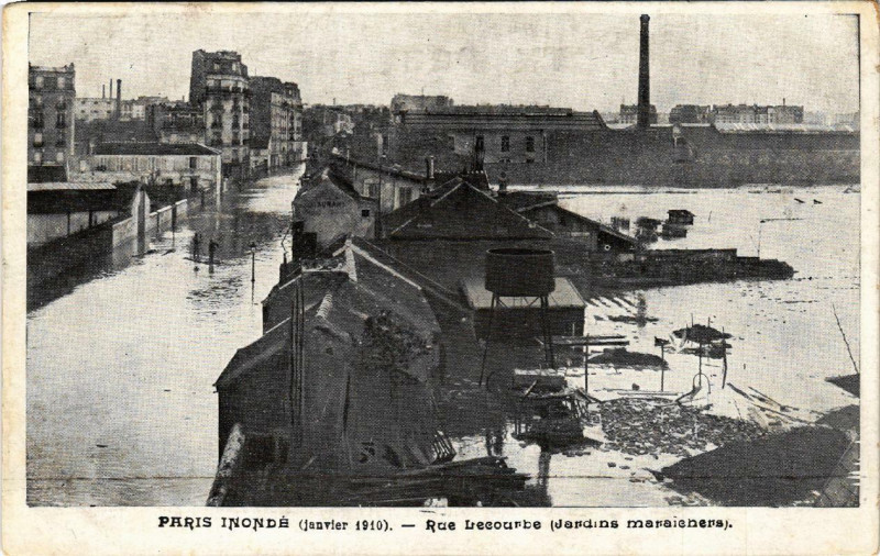 Carte postale ancienne Paris inondé (janvier 1910) - Rue Lecourbe (Jardins maraichers) à Paris 15e