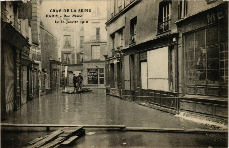 Carte postale ancienne Paris Crue de la Seine 1910 Rue Mazet à Paris