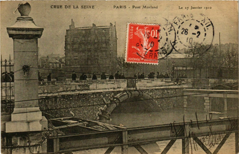 Carte postale ancienne Paris Crue de la Seine 1910 Pont Morland à Paris