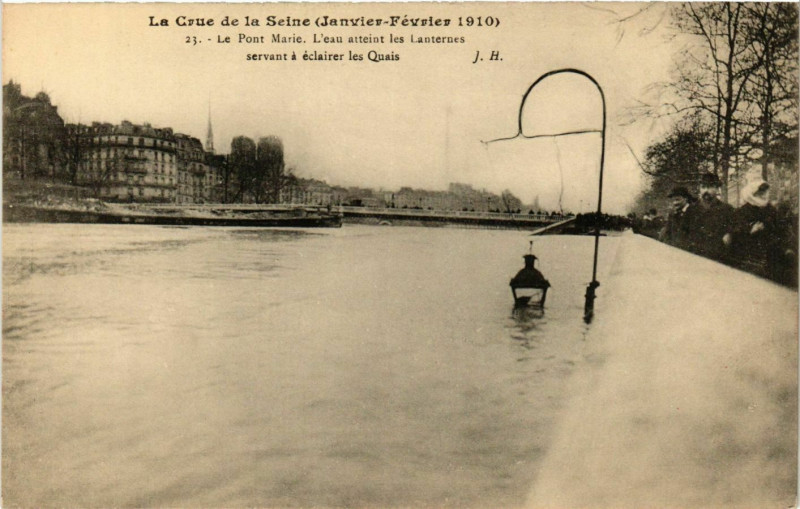 Carte postale ancienne Paris Crue de la Seine 1910 Pont Marie à Paris