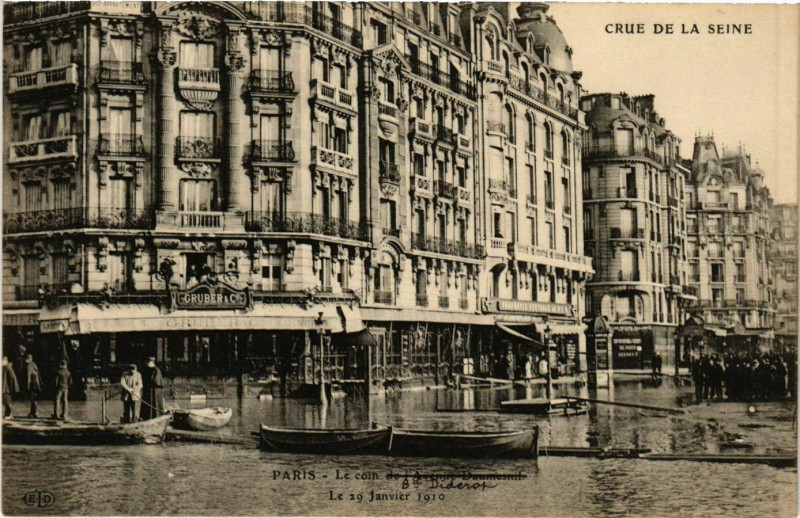 Carte postale ancienne Paris Crue de la Seine 1910 Boulevard Diderot à Paris