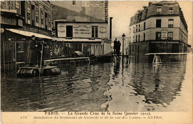 Carte postale ancienne La Grande Crue de la Seine 256 Boulevard de Grenelle