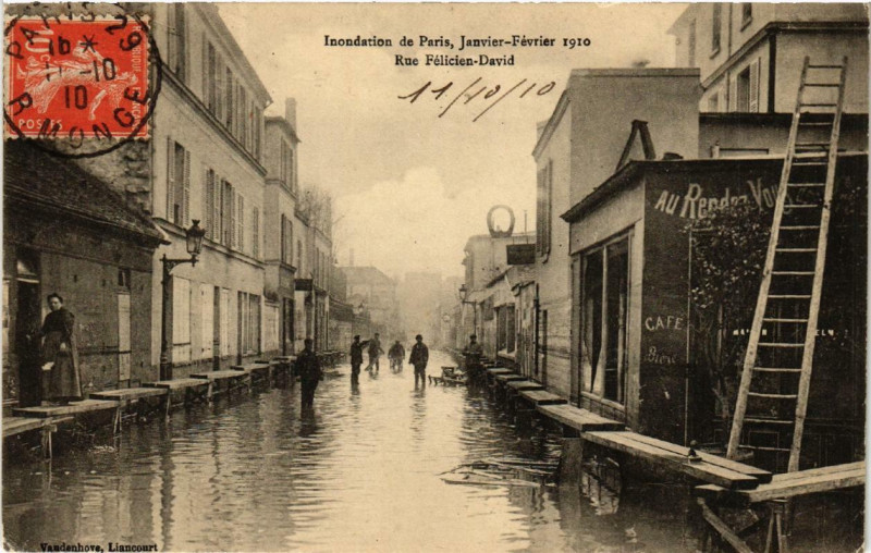 Carte postale ancienne Inondation de Paris 1910. Rue Felicien-David à Paris