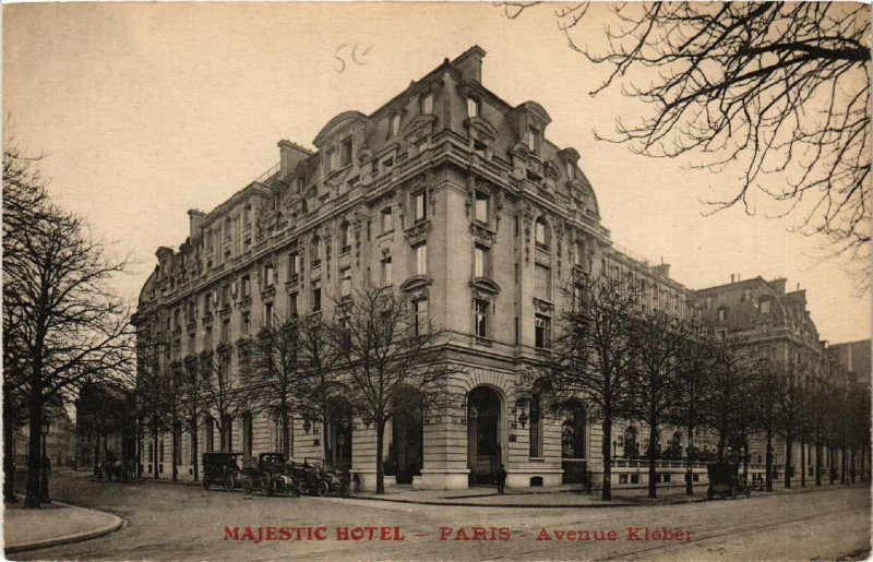 Carte postale ancienne Majestic Hôtel - Avenue Kléber à Paris 16e