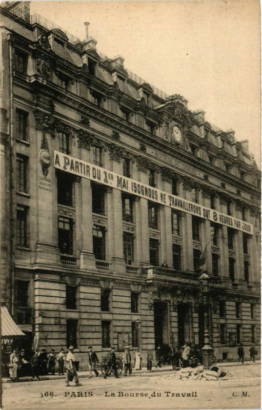 Carte postale ancienne Paris 2e Bourse du Travail ed. C.M à Paris 2e
