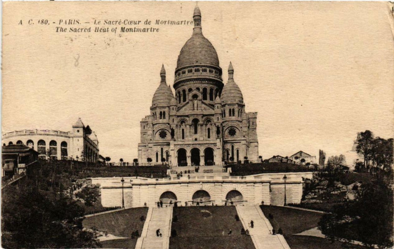 Carte postale ancienne Le Sacré-Coeur de Montmartre à Paris 18e