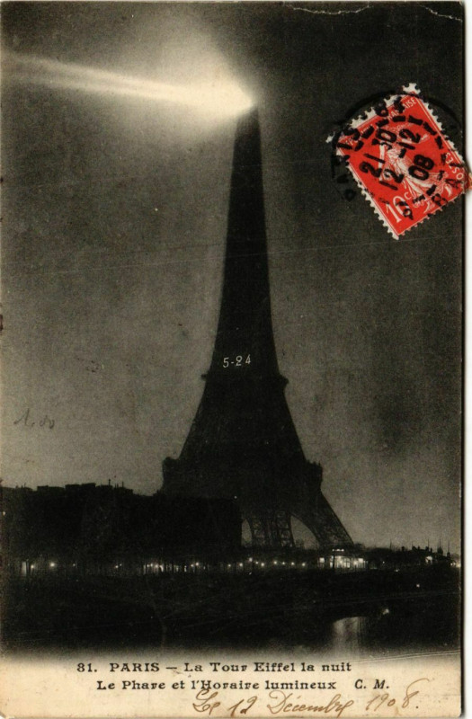 Carte postale ancienne Paris 7e La Tour Eiffel la nuit ed. C.M à Paris 7e