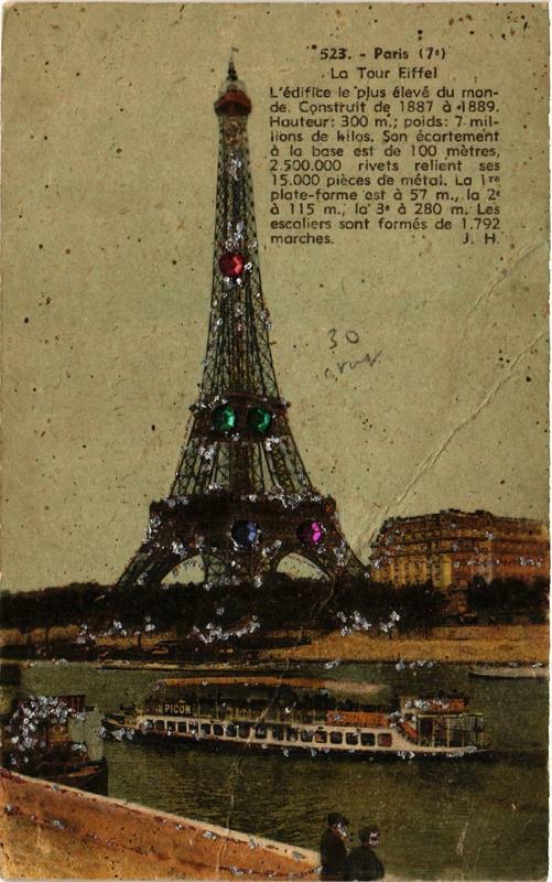 Carte postale ancienne Paris (7e) La Tour Eiffel à Paris 7e