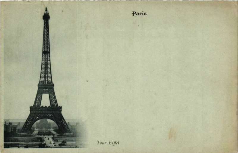 Carte postale ancienne Paris 7e Tour Eiffel à Paris 7e