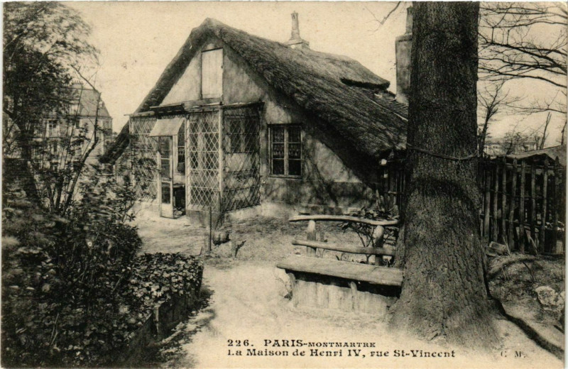 Carte postale ancienne Montmartre - La Maison de Henri IV - Rue Saint-Vincent à Paris 18e