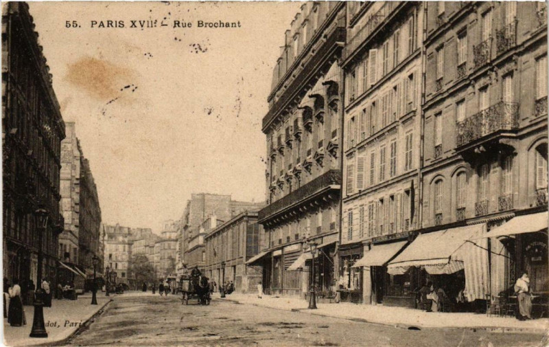Carte postale ancienne Rue Brochant à Paris 17e