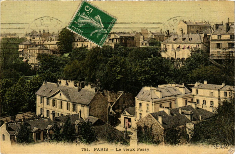 Carte postale ancienne Le vieux Passy à Paris 16e