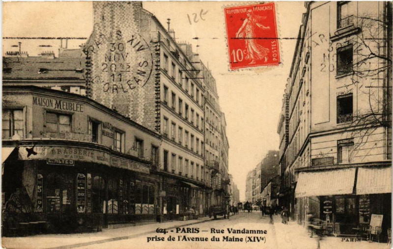 Carte postale ancienne Rue Vandamme prise de l'Avenue du Maine à Paris 14e