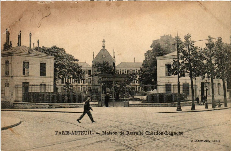 Carte postale ancienne Maison de Retraite Chardon-Lagache à Paris 16e