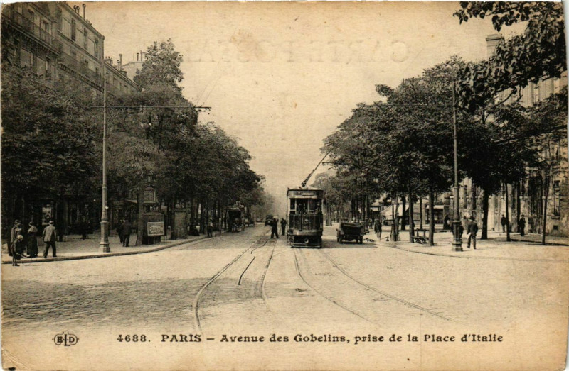 Carte postale ancienne Paris 13e Avenue des Gobelins prise de la Place d'Italie ed. E.L.D à Paris 13e