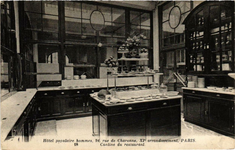 Carte postale ancienne Paris (11e) 94 rue de Charonne. Hotel populaire hommes à Paris 11e