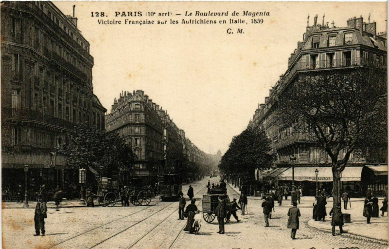 Carte postale ancienne Paris 10e Boulevard de Magenta ed. C.M à Paris 10e