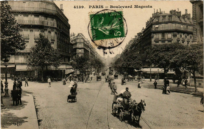 Carte postale ancienne Paris 10e Boulevard Magenta ed. E.L.D à Paris 10e