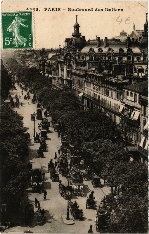 Carte postale ancienne Paris (9e) Boulevard des Italiens à Paris 9e