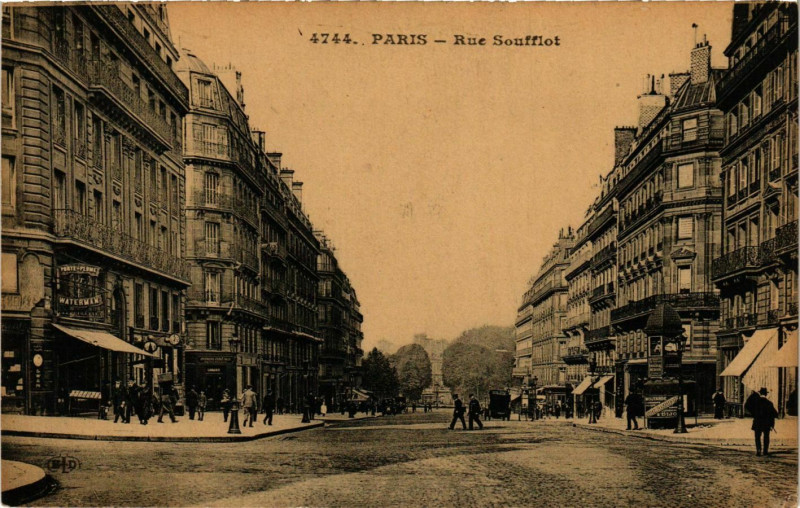 Carte postale ancienne Paris 5e Rue Soufflot ed. E.L.D à Paris 5e